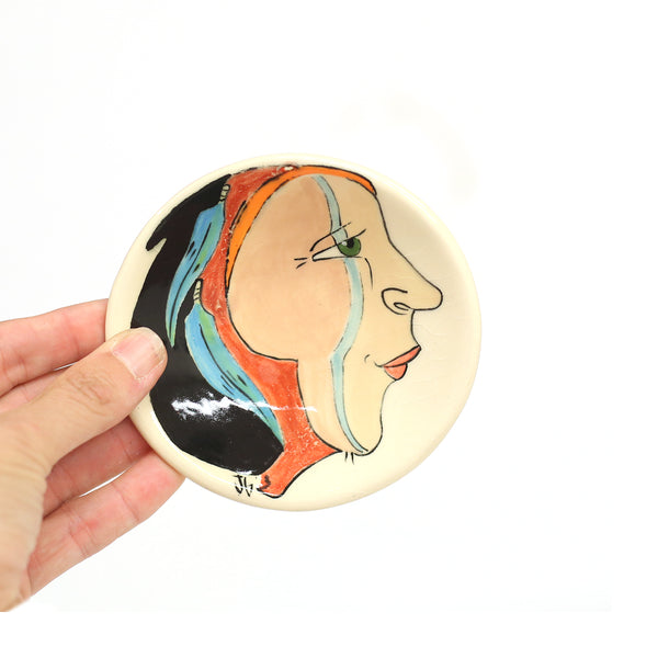 Lil Dish by Jennifer Gross