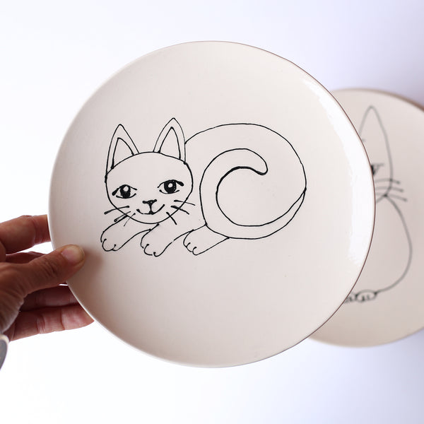 8" Kitty Cat Plate by Denise Yaghmourian
